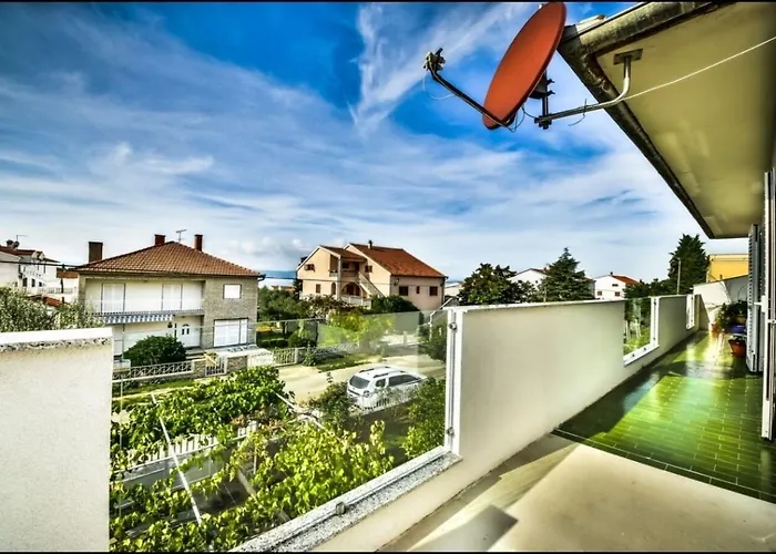 Sveto アパート ビオグラード・ナ・モル