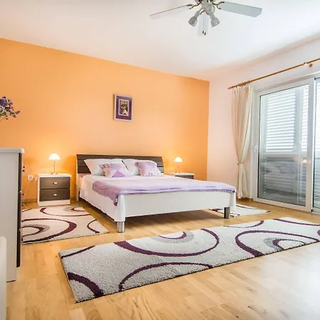 Apartment Sveto